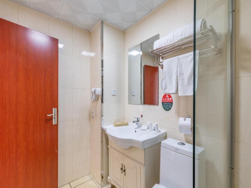 Greentree Inn Liaoning Dalian Development Zone Jinma Road Pedestrian Street Express Hotel 외부 사진