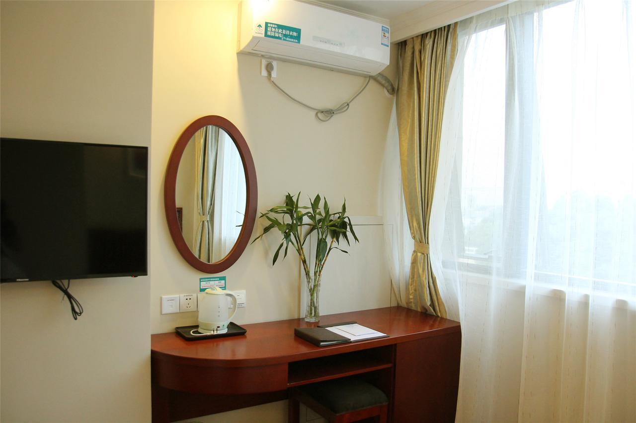 Greentree Inn Liaoning Dalian Development Zone Jinma Road Pedestrian Street Express Hotel 외부 사진