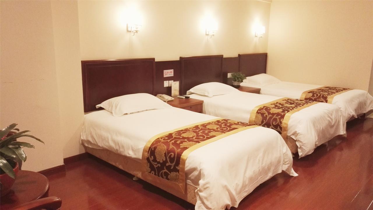 Greentree Inn Liaoning Dalian Development Zone Jinma Road Pedestrian Street Express Hotel 외부 사진