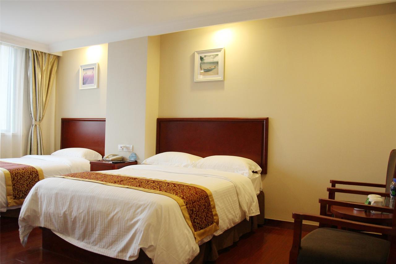 Greentree Inn Liaoning Dalian Development Zone Jinma Road Pedestrian Street Express Hotel 외부 사진
