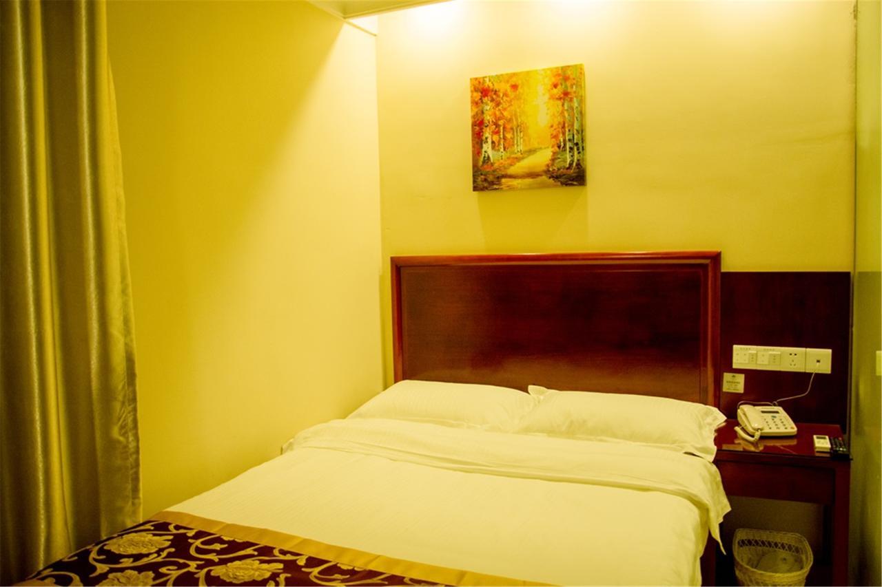 Greentree Inn Liaoning Dalian Development Zone Jinma Road Pedestrian Street Express Hotel 외부 사진